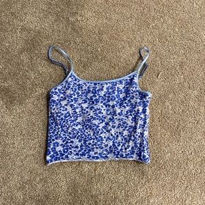 cropped blue cheeta print tank top